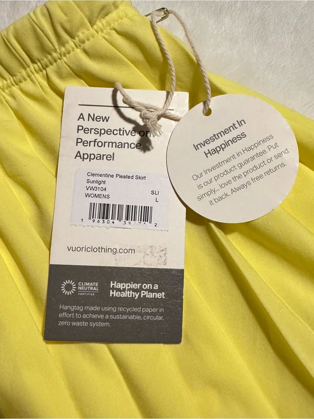 Vuori lightweight pleated